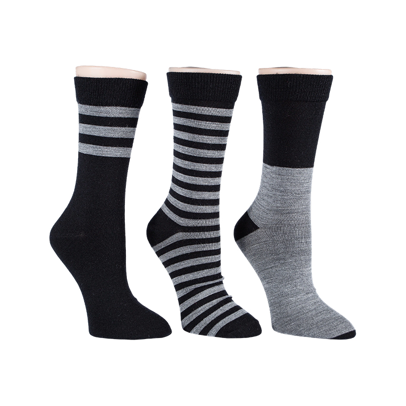 Herrensocken aus Wolle mit Streifen